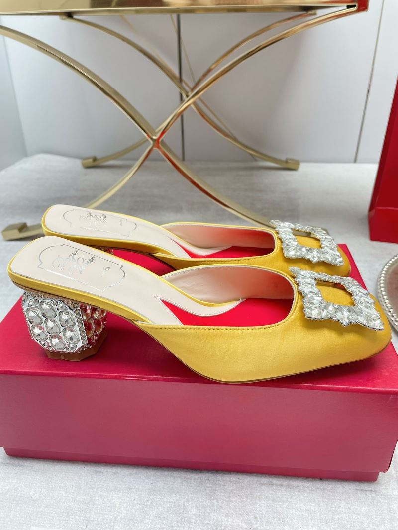 Roger Vivier flat shoes